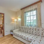 Pool Silva Marija * Dobova