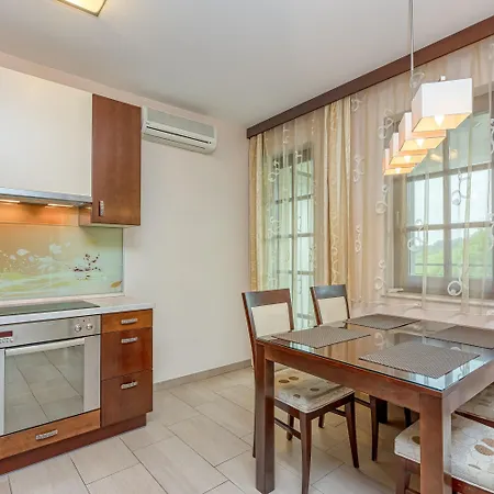 Pool Silva Marija וילה *